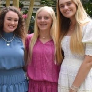 Meet your Posher, Helen